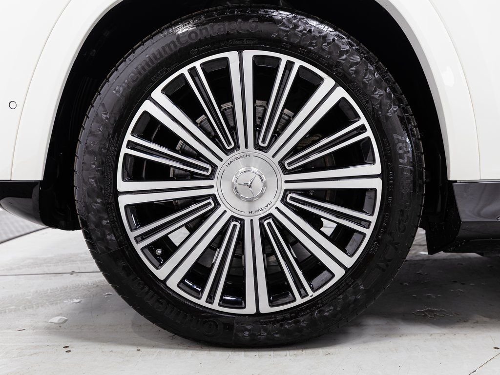 Mercedes-Benz Maybach GLS 600 — image 4