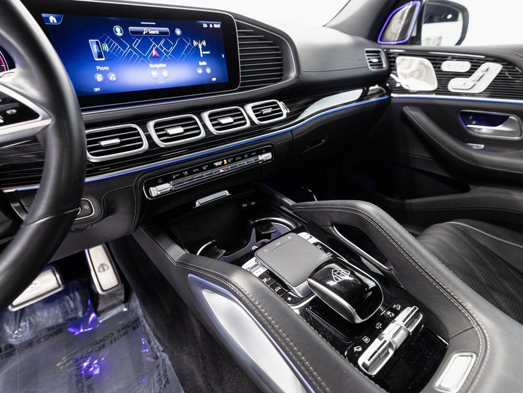 Mercedes-Benz Maybach GLS 600 Thumbnail 9