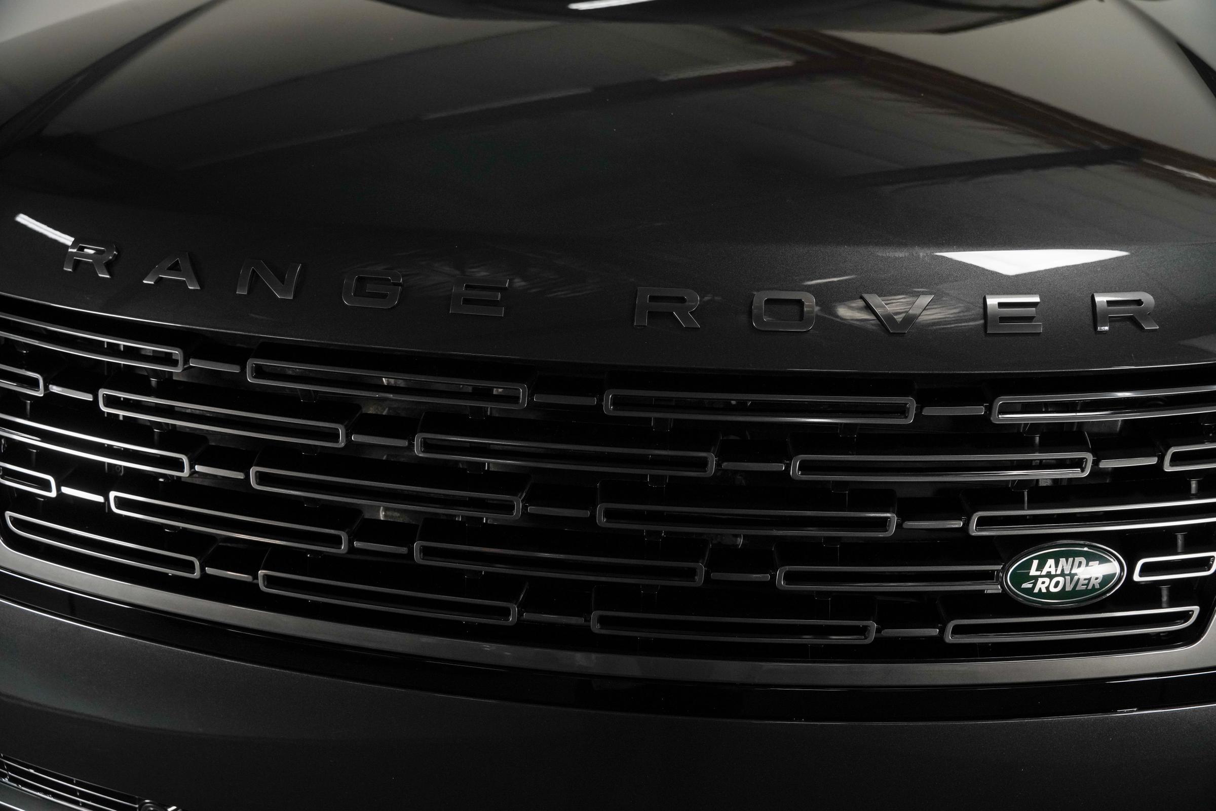 Range Rover Autobiography Luxury SUV Thumbnail 7