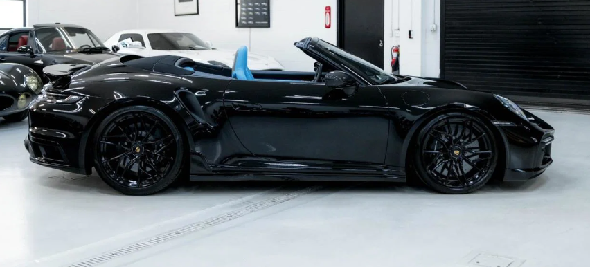 Porsche 911 Turbo S Coupe — image 4
