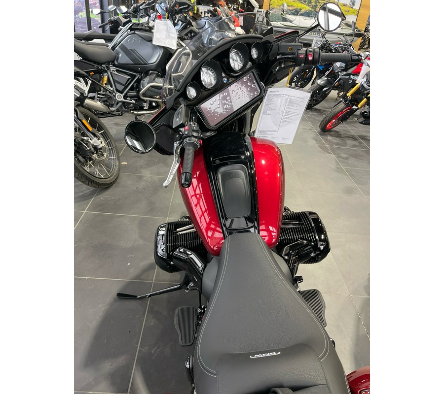 RED 2025 BMW R18 B — image 4