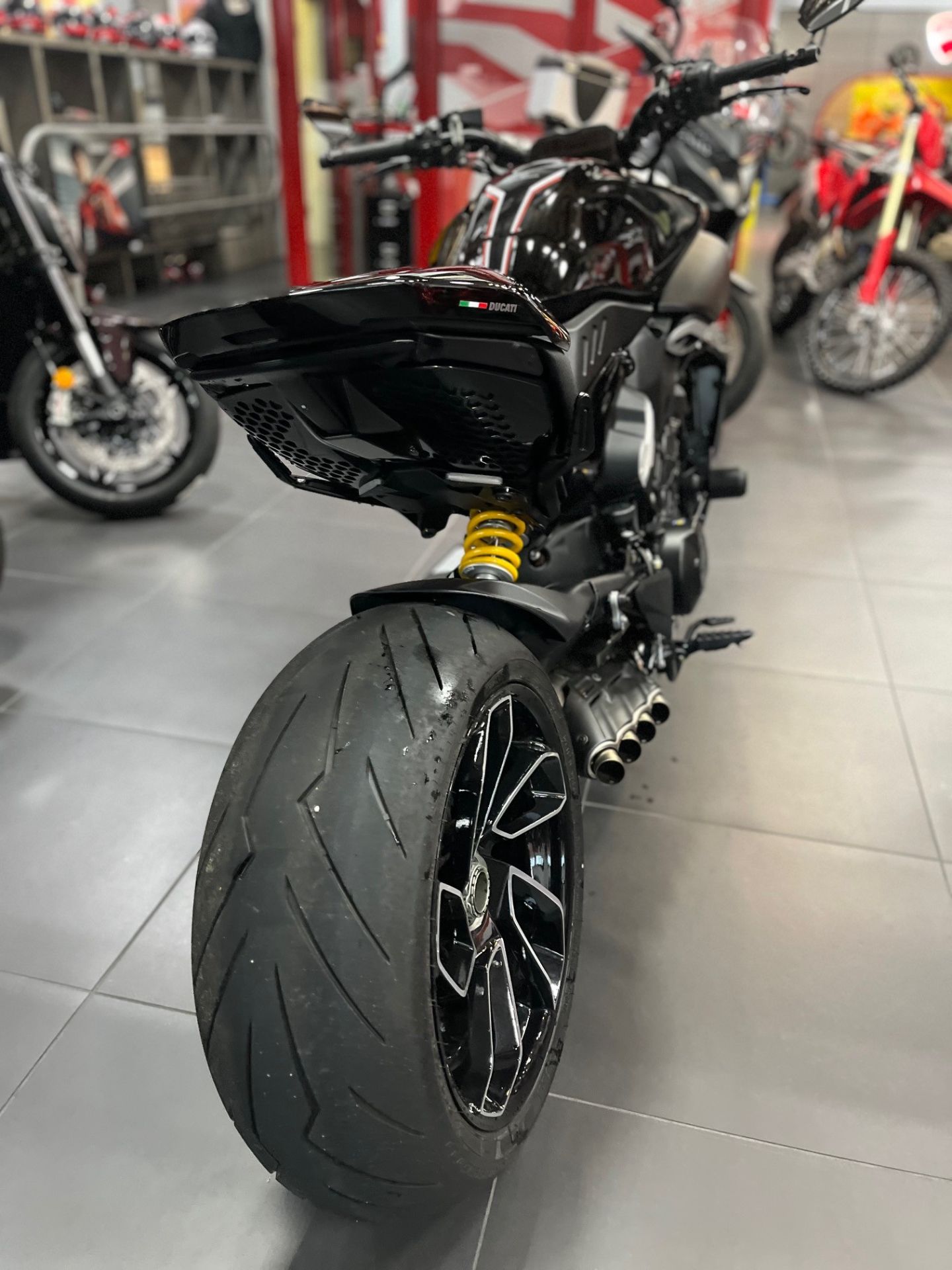 Ducati XDiavel S 2024 Luxury Power Cruiser — image 3