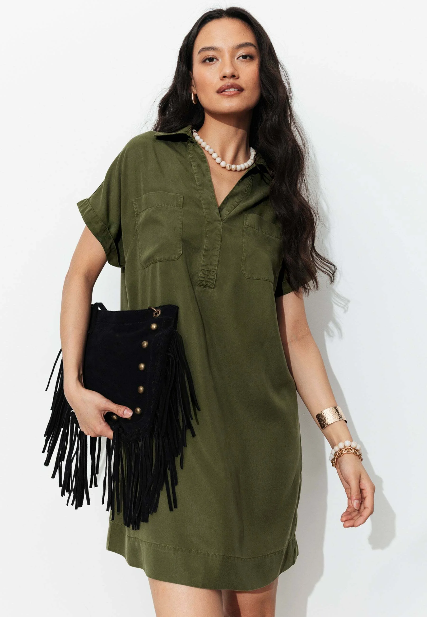 Day dress - kaki 100% lyocell Low-cut v-neck Chest pocket Bust darts — image 3